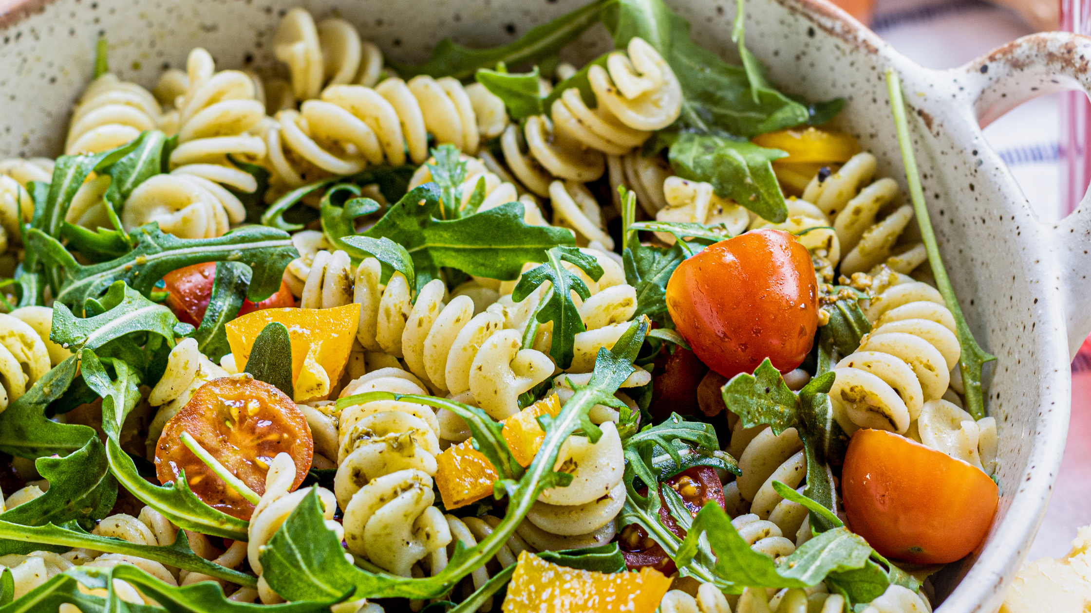 Jantar em 15 Minutos: 4 Receitas de Verão Ultrarrápidas com Ingredientes Frescos do Dona