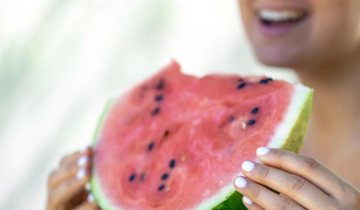 Sabor e Frescor de Fevereiro: As Frutas da Estação Direto para sua Mesa