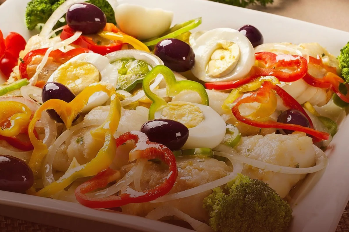 Bacalhau ao Forno: O Sabor da Tradição com Frescor Inigualável no Dona